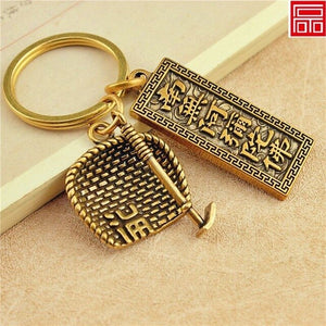 Handmade Chinese style pure brass keychain pendant accessories creative personality retro dustpan car key pendant